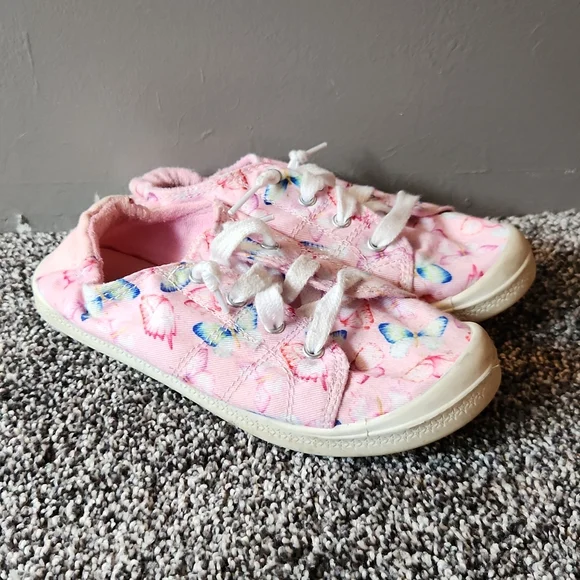 Wonder Nation Slip On Tennis Shoes - Picture 2 of 5